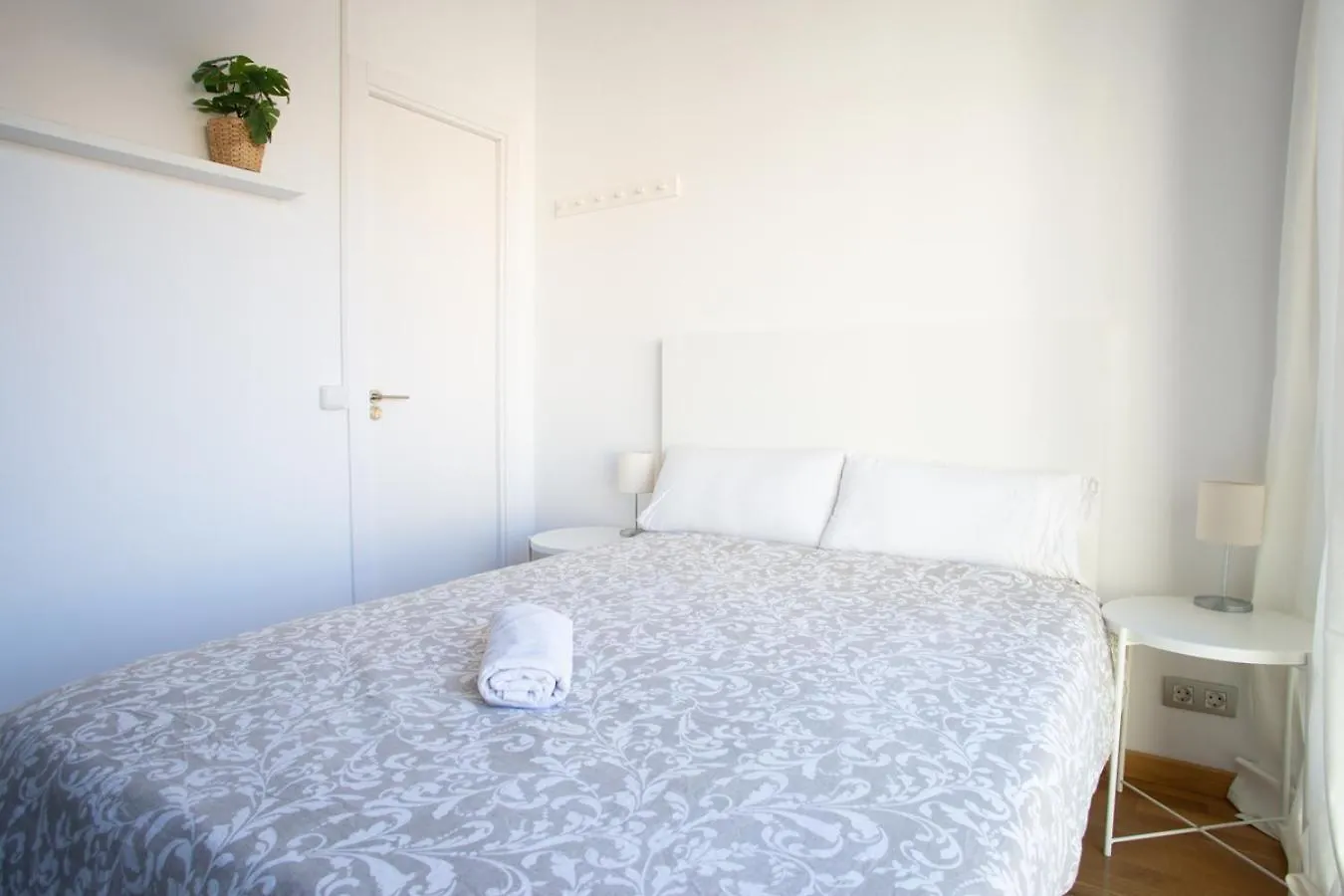 ホステル Private Rooms Near Las Ramblas バルセロナ